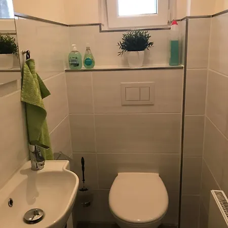 Margarethe Apartment